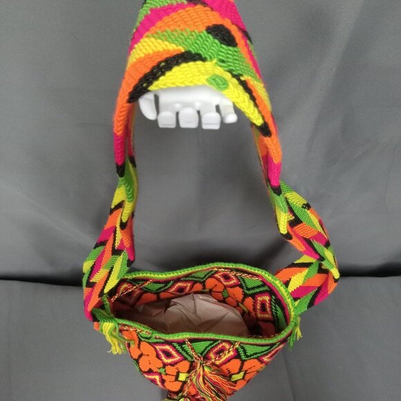 Authentic Handmade Crocheted VIBRANT COLUMBIAN MOCHILA WAYUU CROSSBODY BAG 6742 - Picture 9 of 11